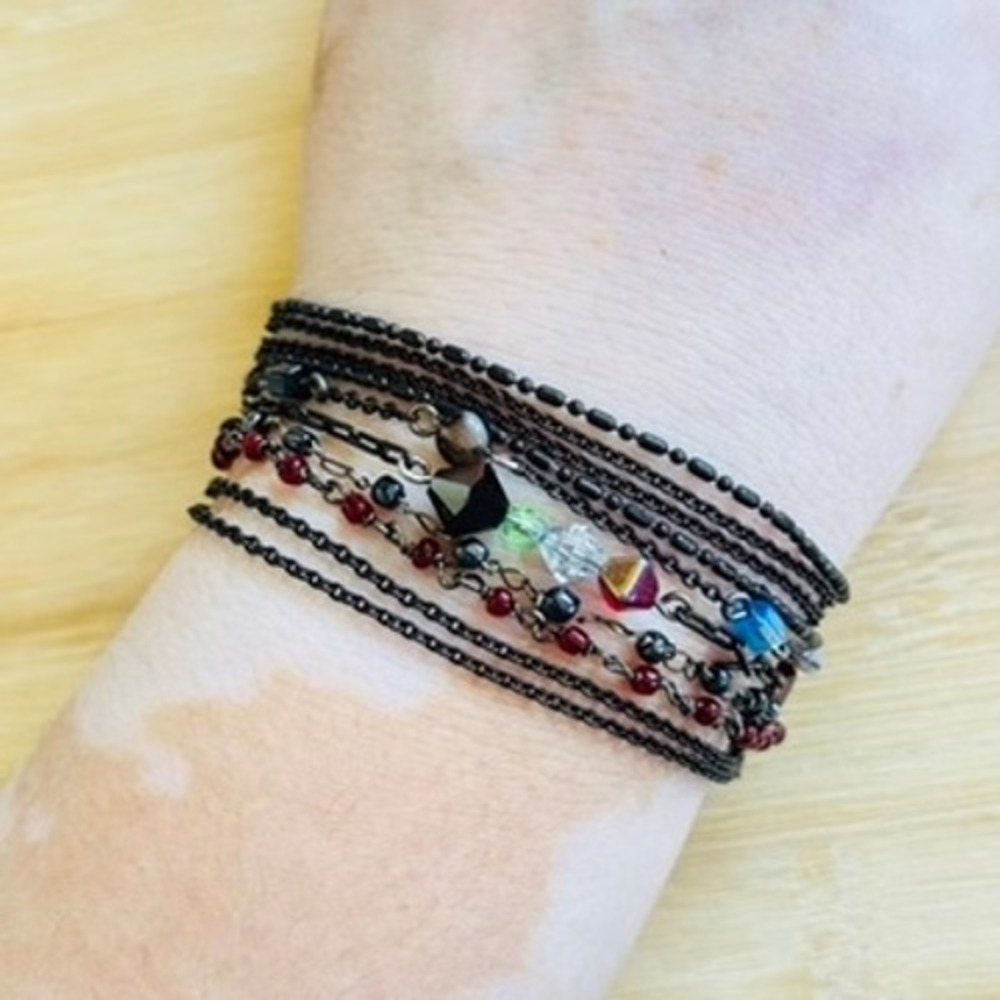 Nine West Multi Chain Crystal BOHO Bracelet Glass Beaded NOS‎ Jet Black Colorful